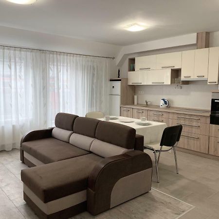 Exclusive Home - C. Apartman Πετς Εξωτερικό φωτογραφία