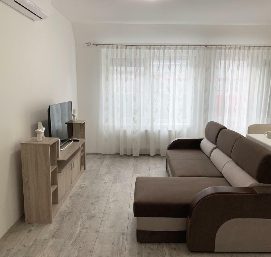 Exclusive Home - C. Apartman Πετς Εξωτερικό φωτογραφία